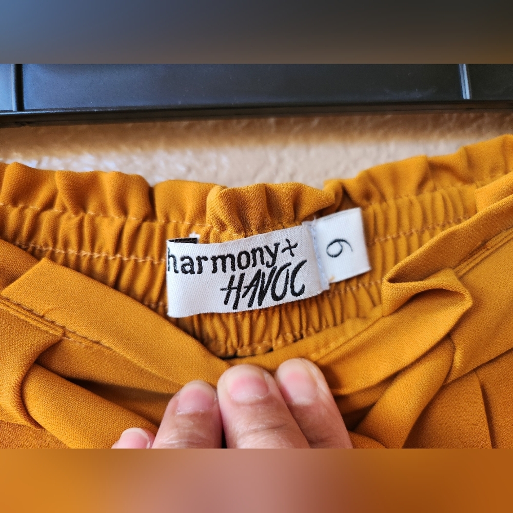Harmony & Havoc Mustard Dress Pants Size 6 - Picture 4 of 8